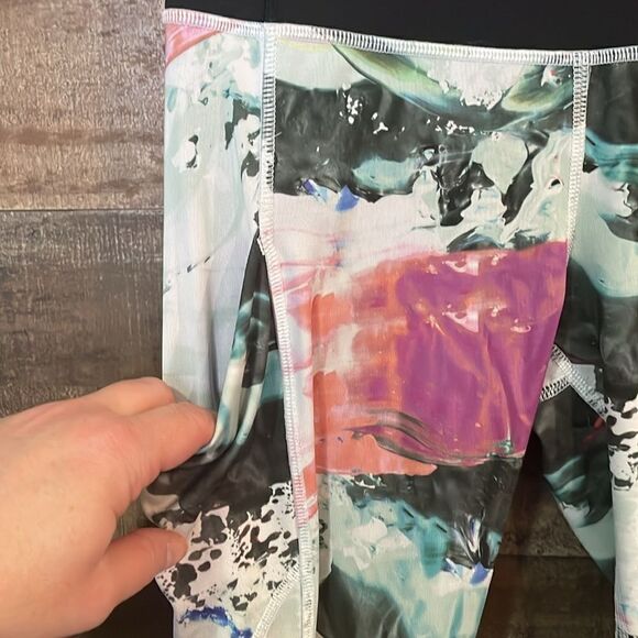 Lululemon Speed Tight III *All Full-On Pigment Wave Multi / Black / Regal Plum - Picture 2 of 9